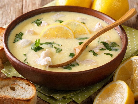 Гръцка пилешка супа с ориз и лимон - снимка на рецептата